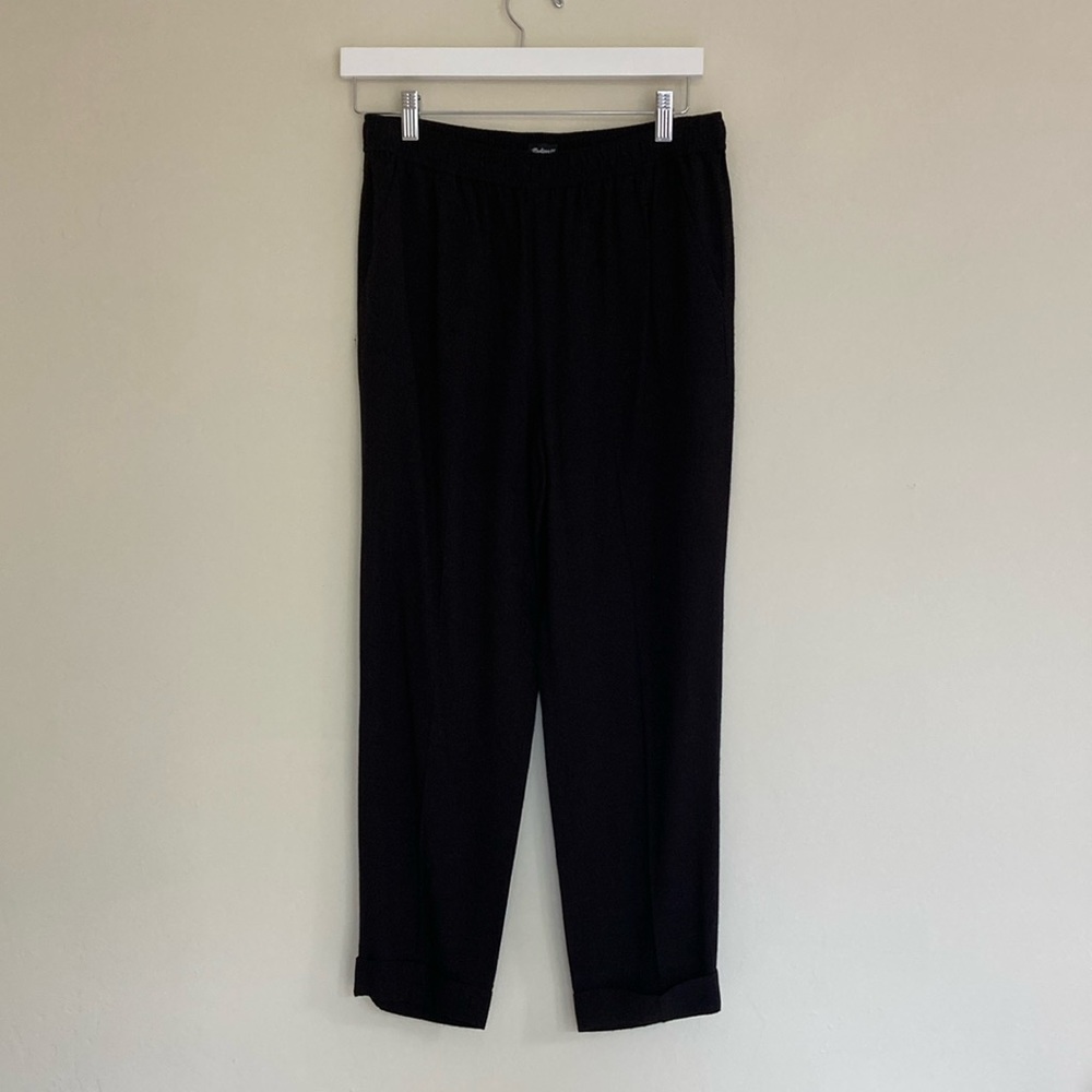 Flowy Black Elastic Waistband Pant